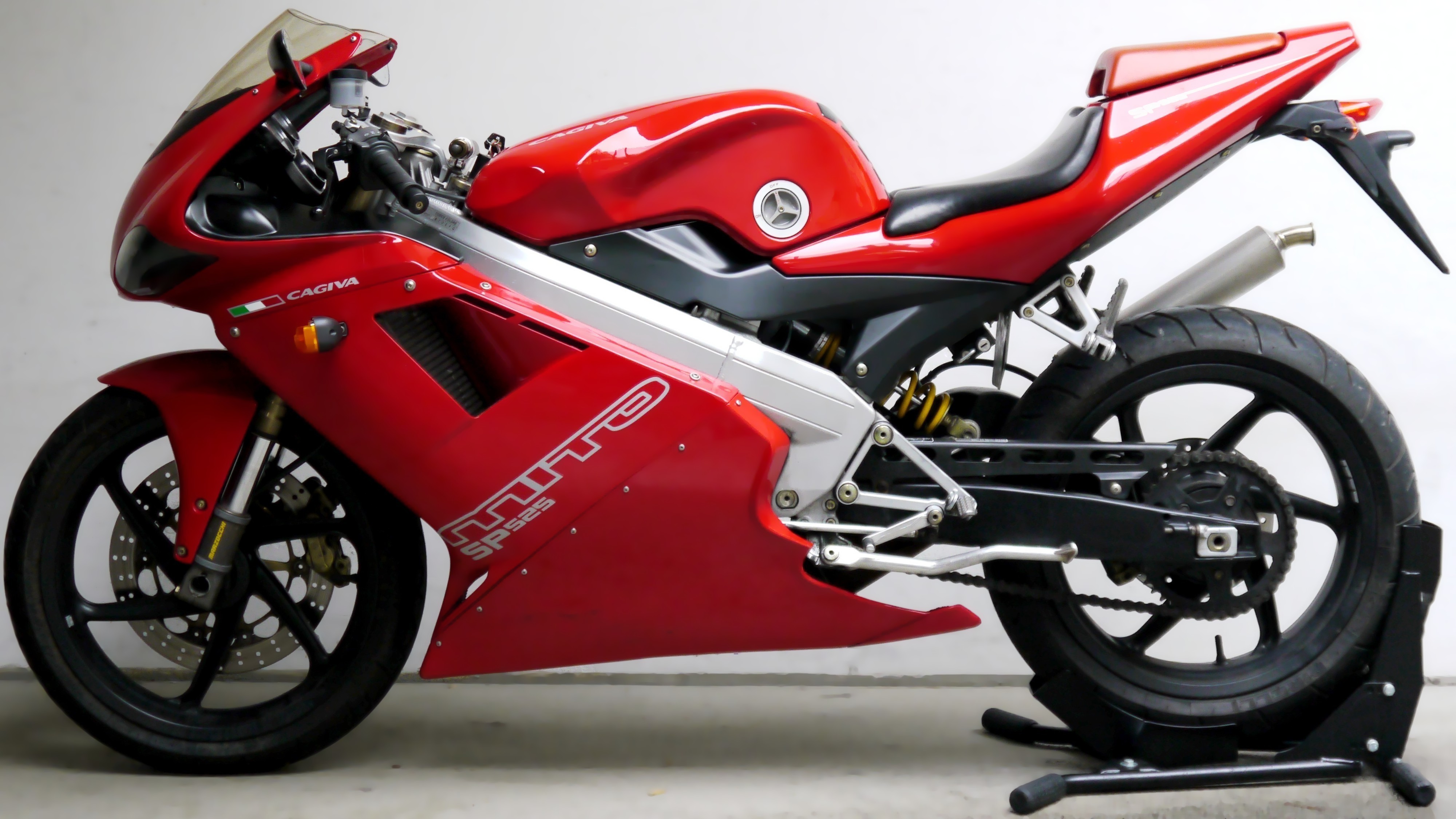Cagiva Mito 125: An unrestricted wonder #3
