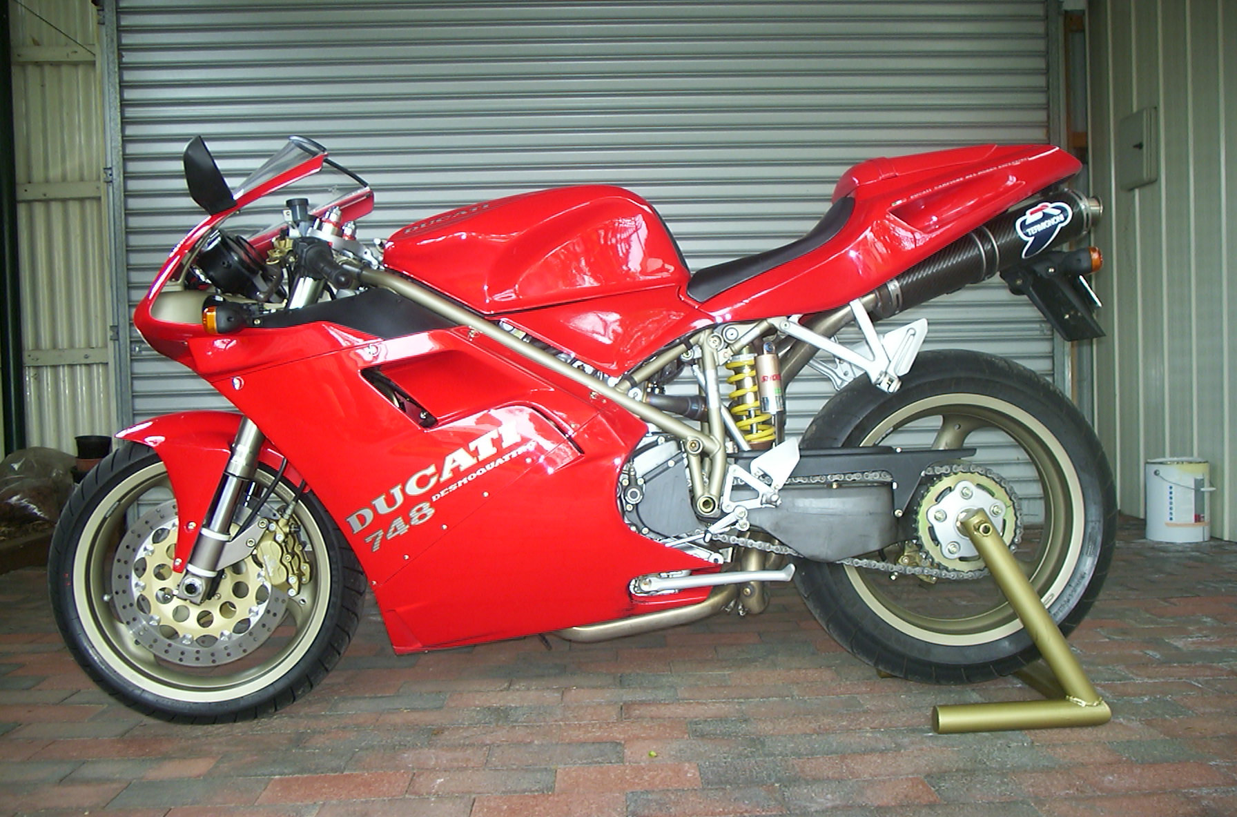Ducati 748 Biposto 1999 #8