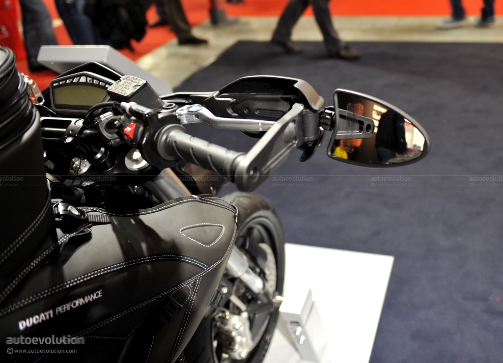 Ducati Hypermotard 796 2011 #13