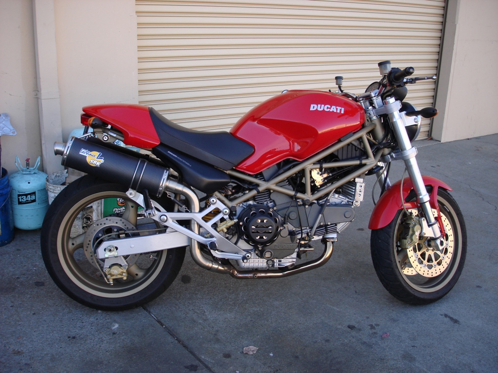 Ducati Ducati Monster 900 i.e. Dark - Moto.ZombDrive.COM