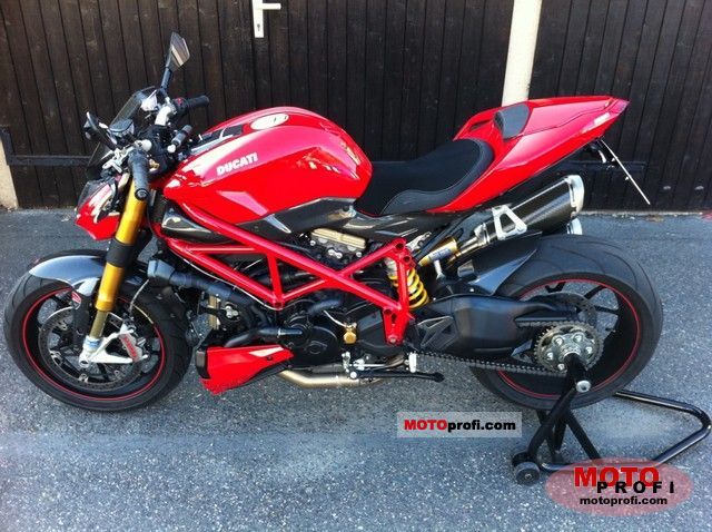 2011 Ducati Streetfighter S #11