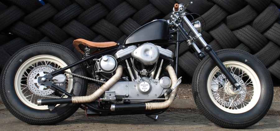 The old-school custom Flyrite Choppers Bobber draws all the eyes! #10
