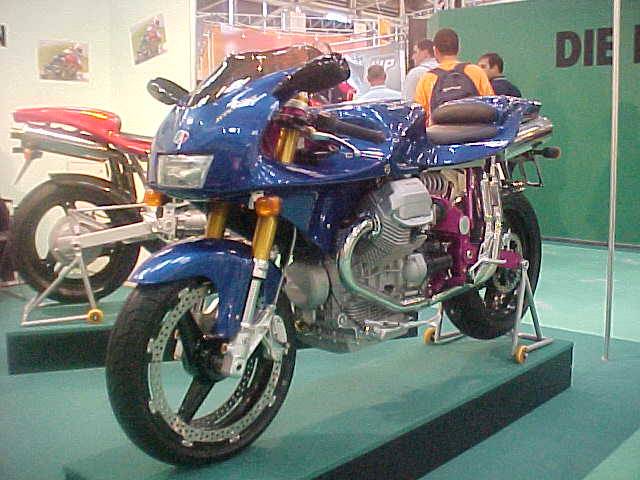 Ghezzi-Brian Supertwin 1100 - cool to look, cool to handle #2