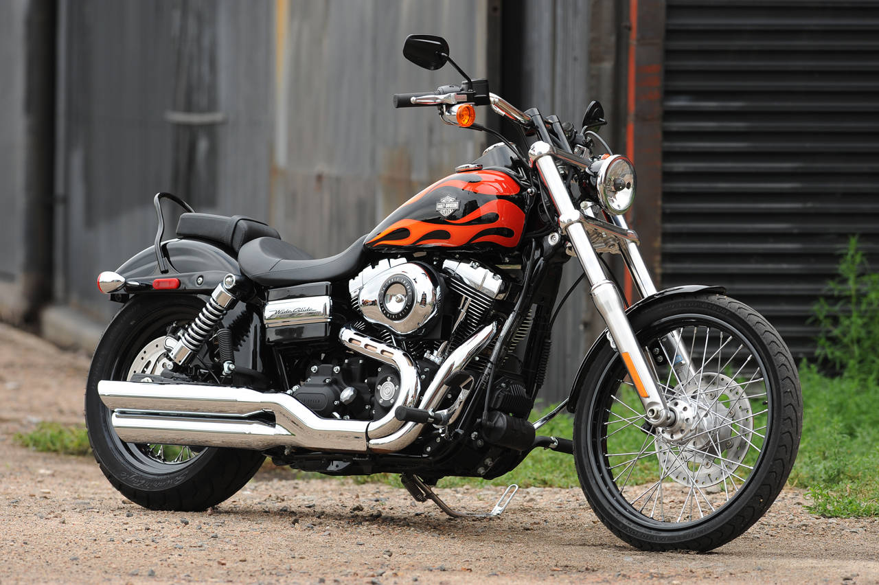 2013 Harley Davidson Dyna Wide Glide Image 10