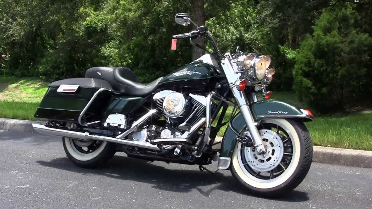 Road King vs: Ultra Classic Electra Glide Heritage Softail 