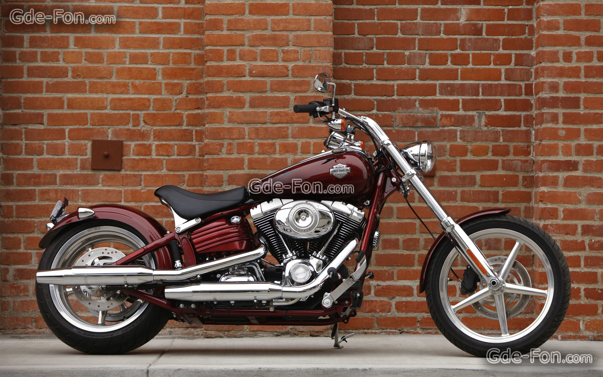 Harley-Davidson FXCWC Softail Rocker C 2010 #1