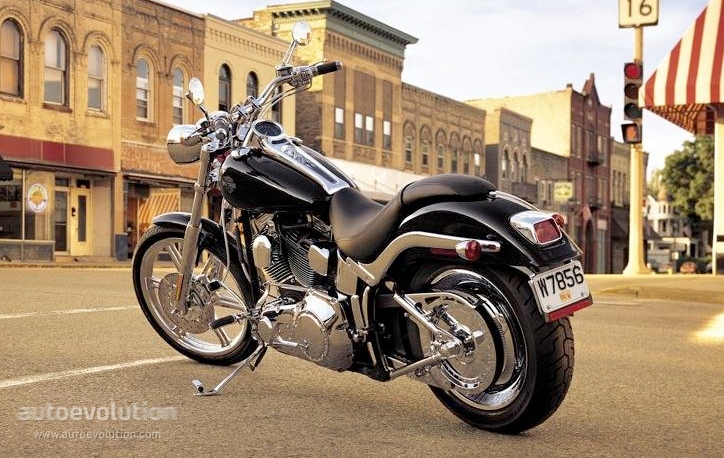 Harley-Davidson FXSTDI Softail Deuce #4
