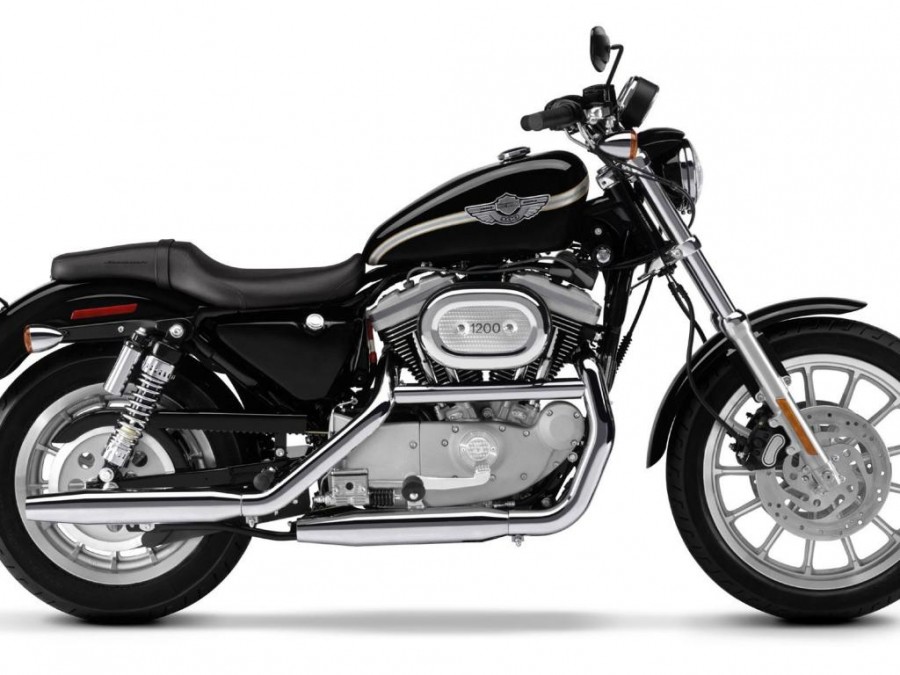 Harley-Davidson XL1200C Sportster 1200 Custom #8