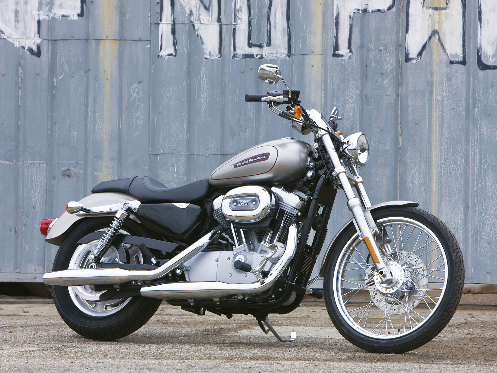 Harley-Davidson XL883C Sportster Custom 2005 #9