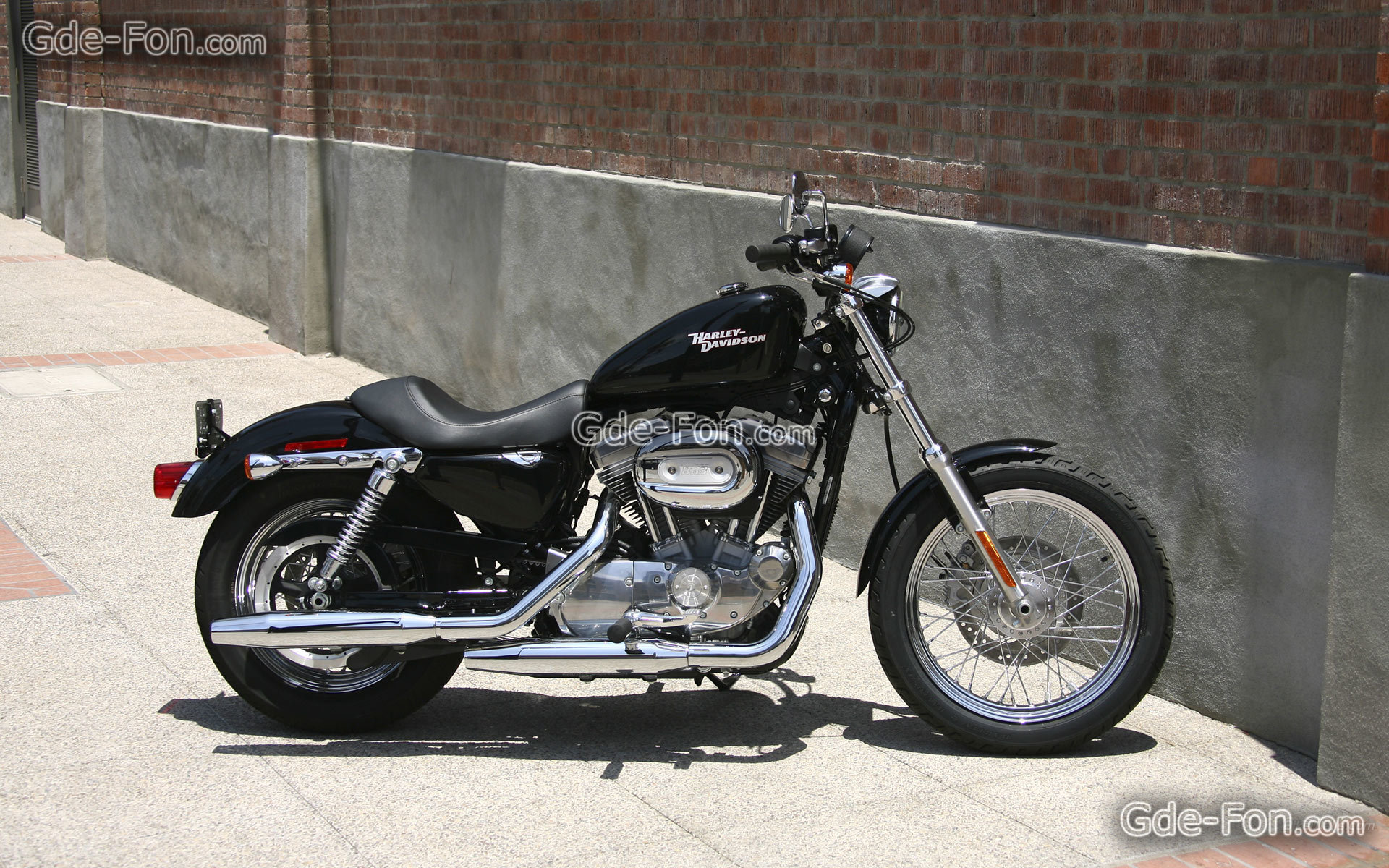 2007 Harley-Davidson XL883R Sportster R #7