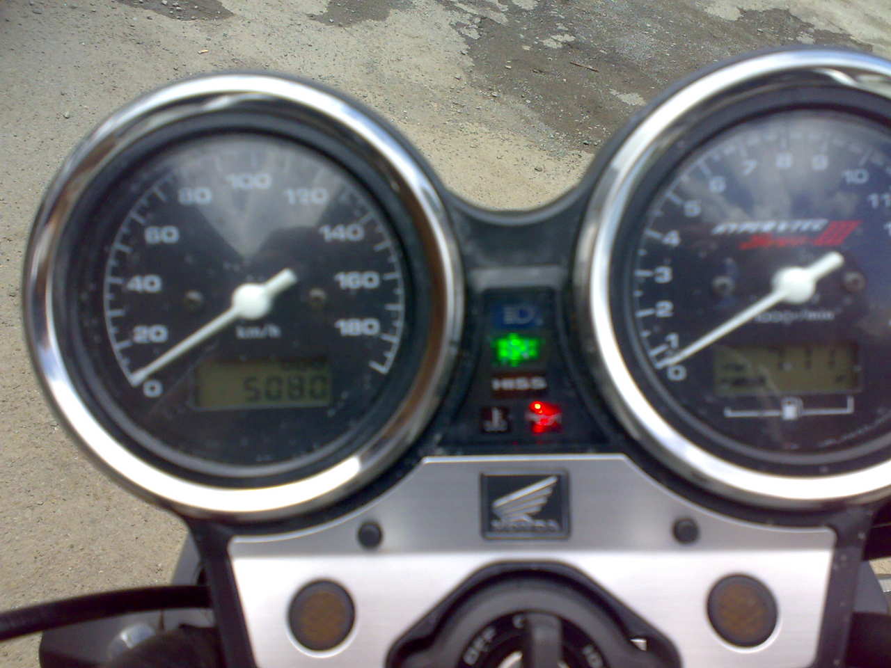 Honda CB400 Super Four 2006 #9