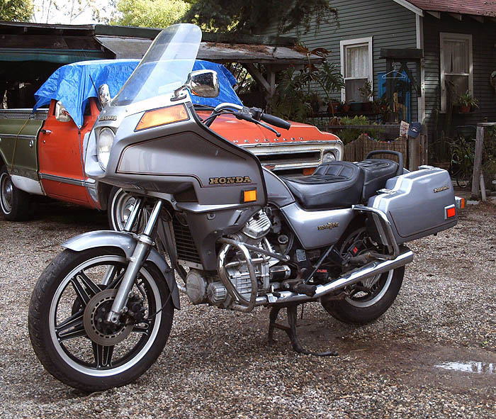 1982 Honda GL500 Silver Wing (reduced effect) #5