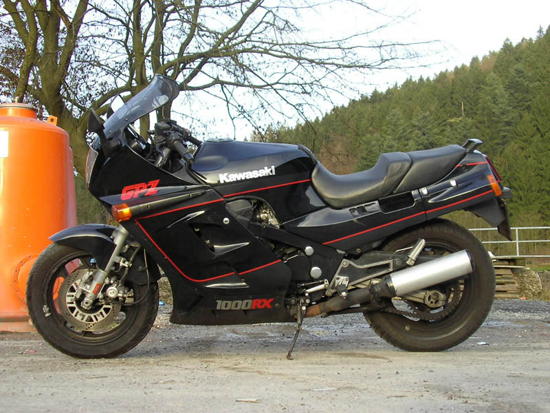 Kawasaki GPZ1000RX #1