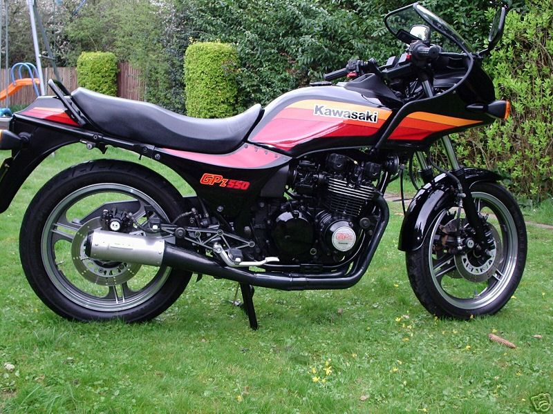 mistet hjerte Postimpressionisme gentage Kawasaki Kawasaki GPZ550 - Moto.ZombDrive.COM