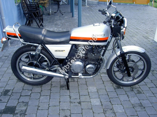 Kawasaki Z400J 1982 #4