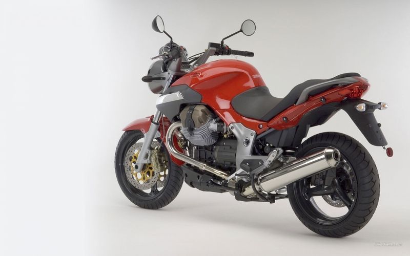 Moto Guzzi Breva 1100 2012 #9