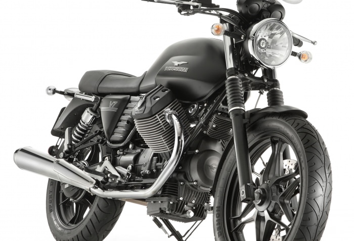Moto Guzzi V7 Stone, an icon bike in the riding world #7
