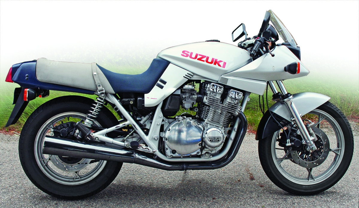 1982 Suzuki GS 650 G Katana - Moto.ZombDrive.COM