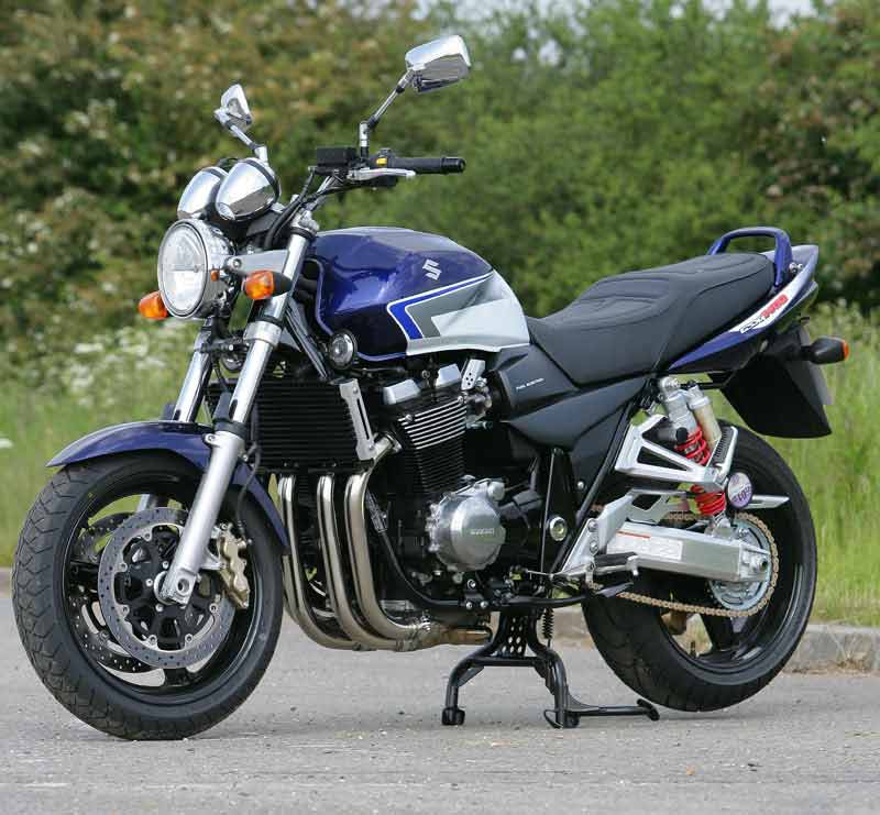 Suzuki GSX 1400 2002 | Agora Moto