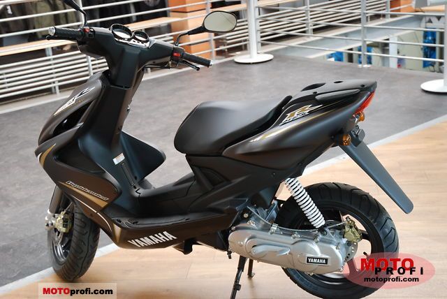 Yamaha Aerox R 2011 #6