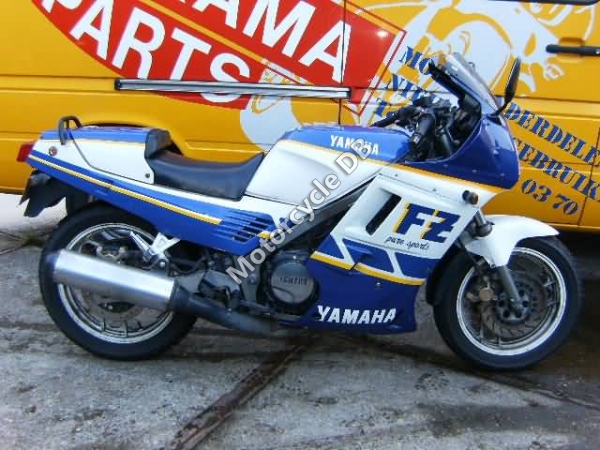 Yamaha FZ 750 1991 #10
