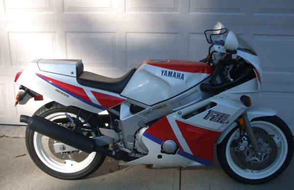 Yamaha FZR 600 (reduced effect) 1991 #7