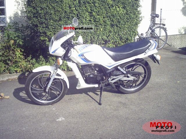 Yamaha RD 125 LC 1982 #2