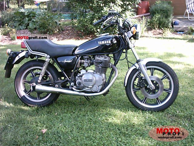 Yamaha RD 250 LC (reduced effect) 1982 #13