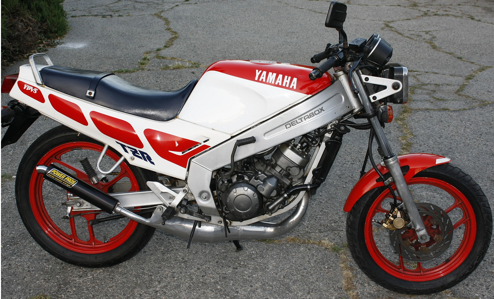 Yamaha RD 350 F (reduced effect) 1986 #9