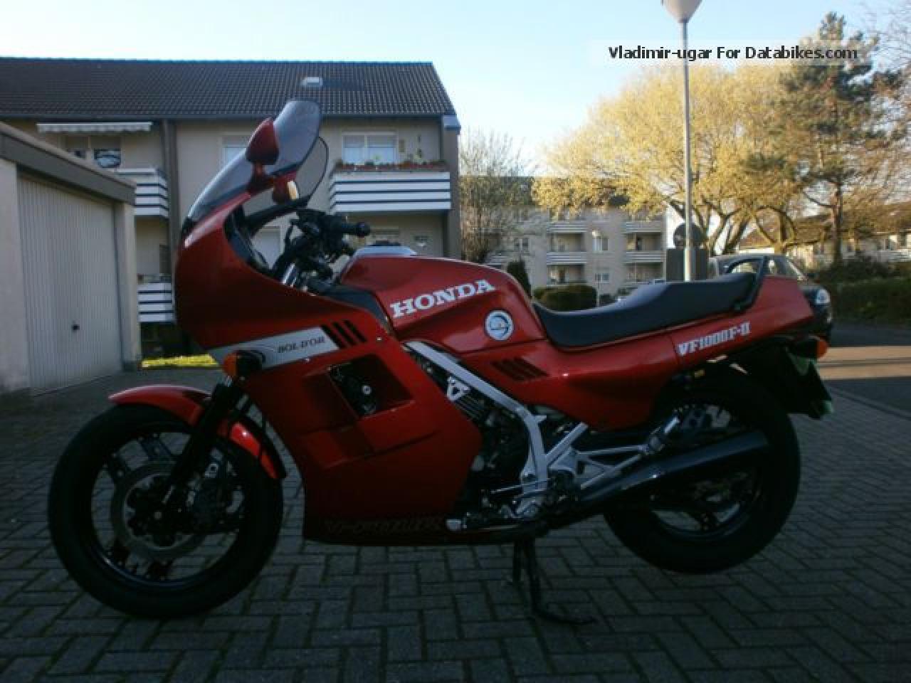 1987 Honda CBX750F - Moto.ZombDrive.COM