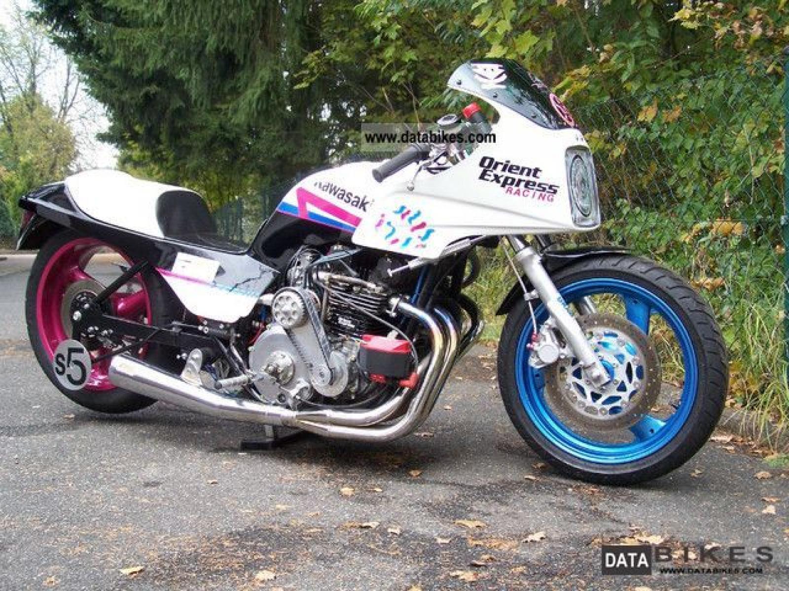 1985 Kawasaki - Moto.ZombDrive.COM