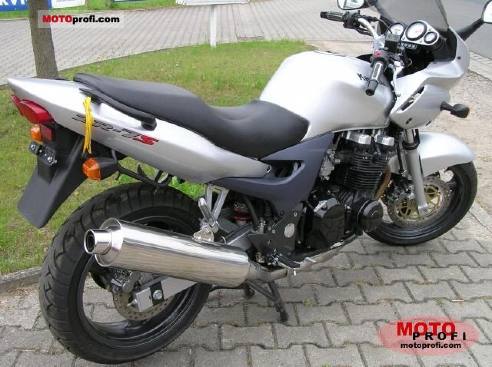 KAWASAKI ZR-7 S 2002 750 cm3 | moto roadster | 35 000 km 