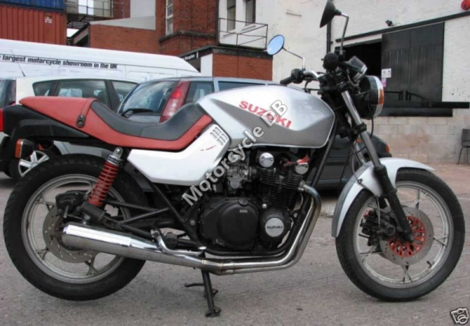 Review of Suzuki GS 550 M Katana 1982: pictures, live 