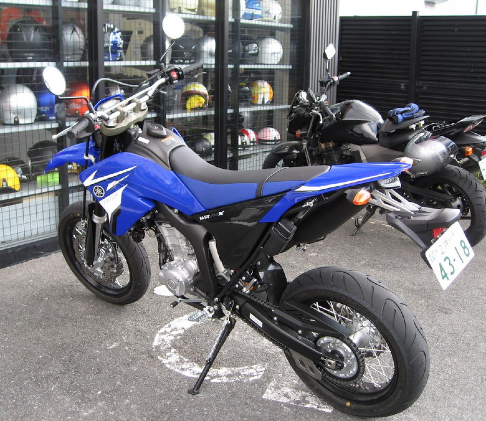 2011 Yamaha WR250X - Moto.ZombDrive.COM
