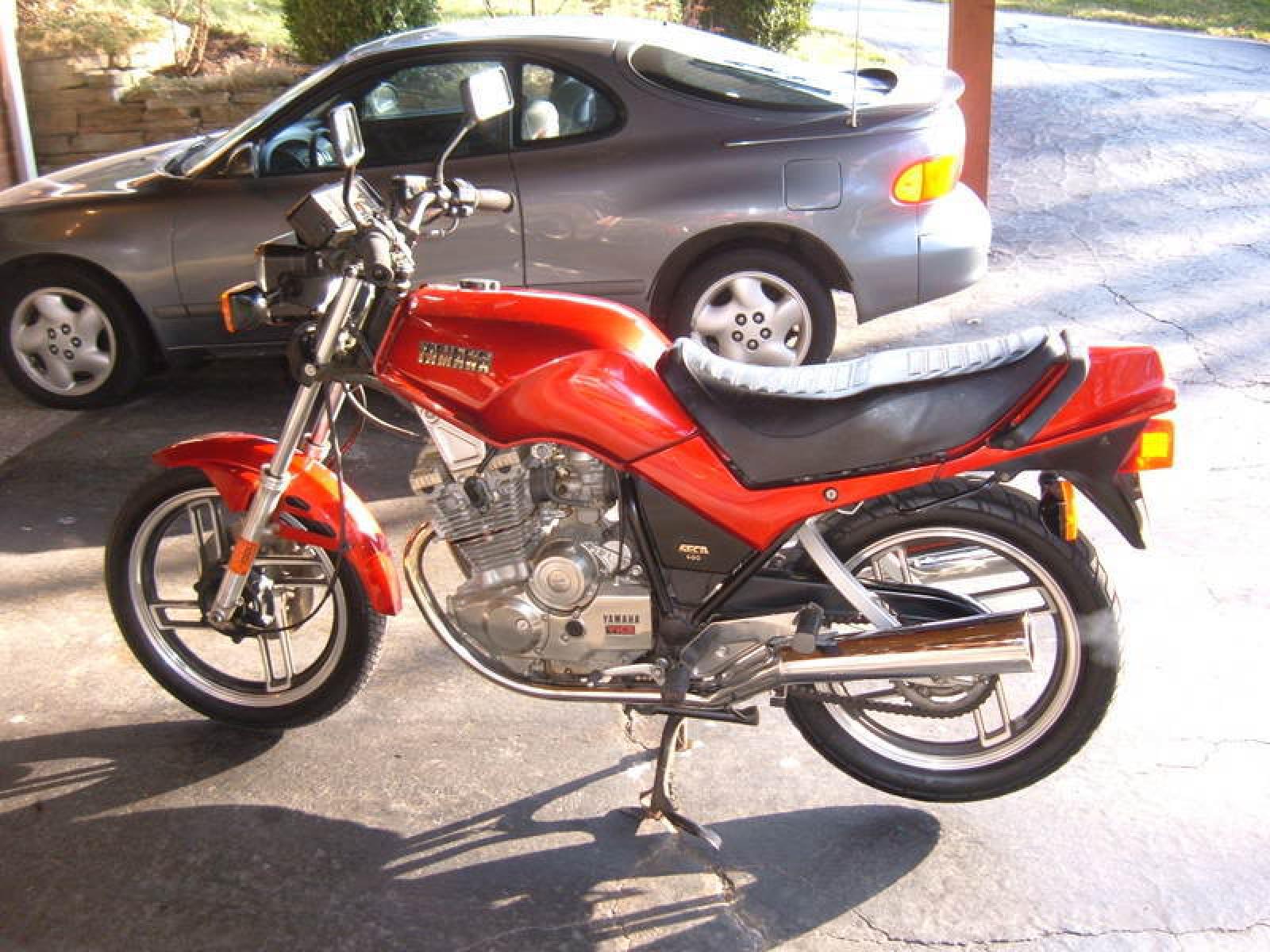 1981 Yamaha XS 400 - Moto.ZombDrive.COM