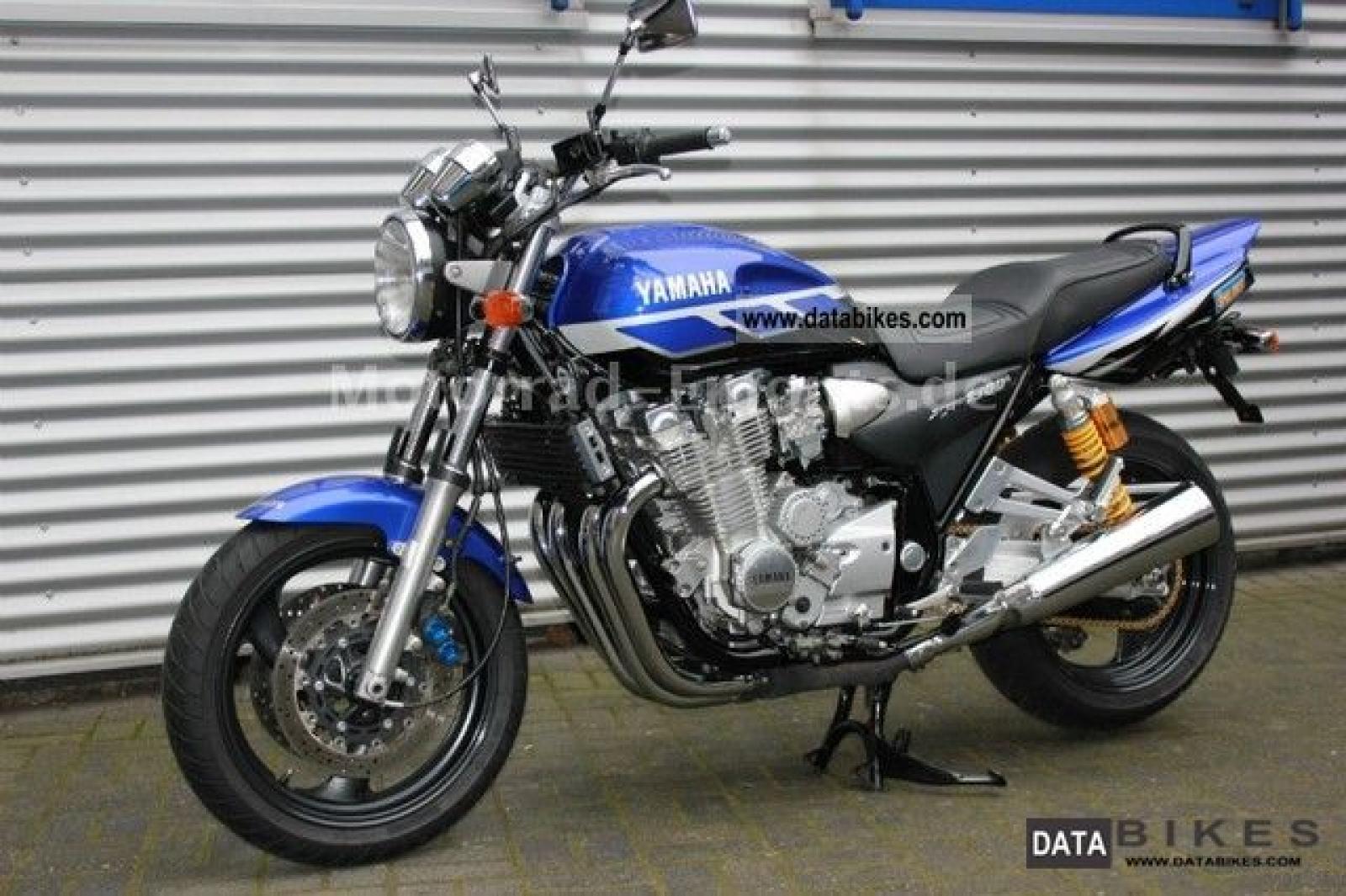 2000 Yamaha XJR 1300: pics, specs and information 