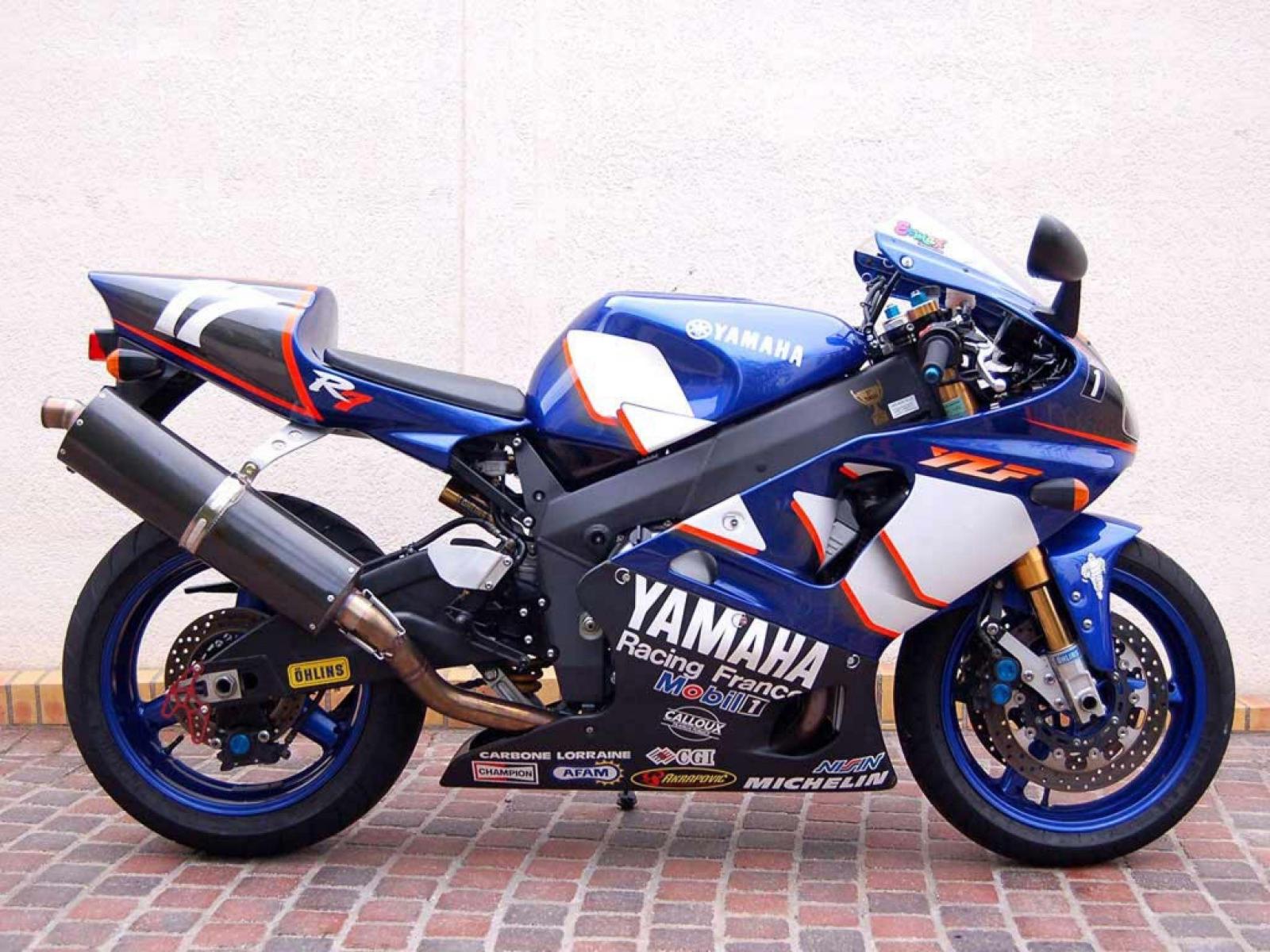 2000 Yamaha YZF-R7 - Moto.ZombDrive.COM