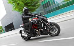 Ducati Diavel 2012 #8