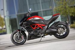 Ducati Diavel Carbon #13