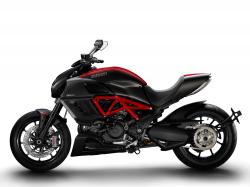 Ducati Diavel Carbon 2012 #2