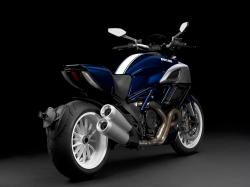 Ducati Diavel Carbon 2014 #11