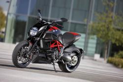 Ducati Diavel Carbon #8