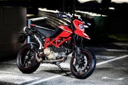 Ducati Hypermotard 1100 #10