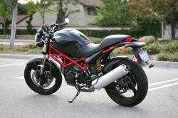 Ducati Monster 695 #10