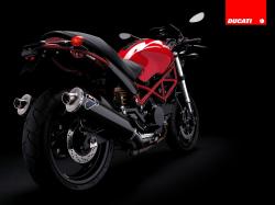 Ducati Monster 695 #7