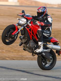 Ducati Monster 696 2009 #9