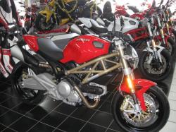 Ducati Monster 696 20th Anniversary #5
