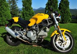 Ducati Monster 750 2001 #9