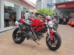 Ducati Monster 796 Corse Stripe #15