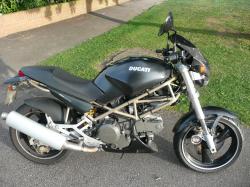 Ducati Monster M600 Dark #10